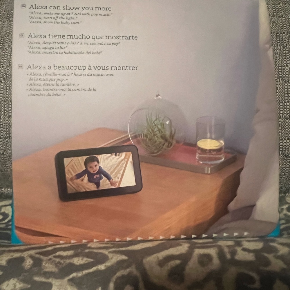 Brand new in box Echo Show 5 (2nd Generation) - Picture 2 of 8